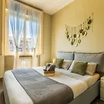 Exclusive & Strategic 2-Bedroom Apartment, 50M From M4