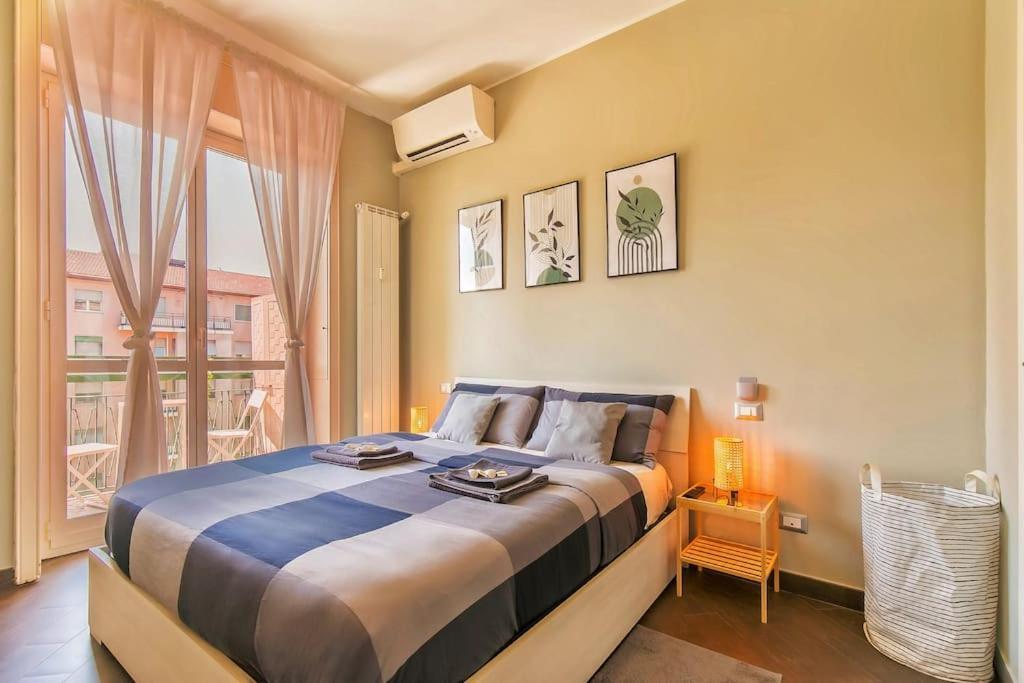 Exclusive & Strategic 2-bedroom Apartment, 50m From M4 Appartement Milan