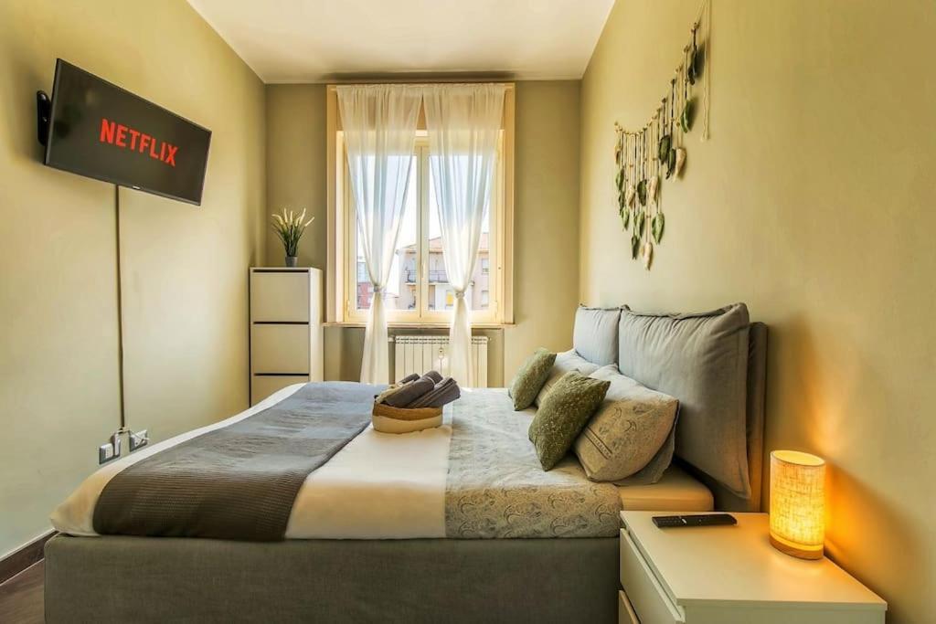 Appartement Exclusive & Strategic 2-bedroom Apartment, 50m From M4