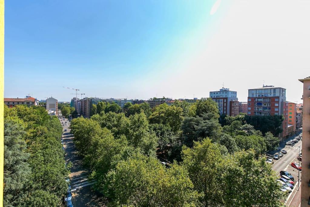 Appartement Exclusive & Strategic 2-bedroom Apartment, 50m From M4 *