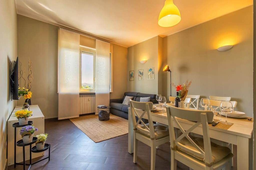 Exclusive & Strategic 2-bedroom Apartment, 50m From M4